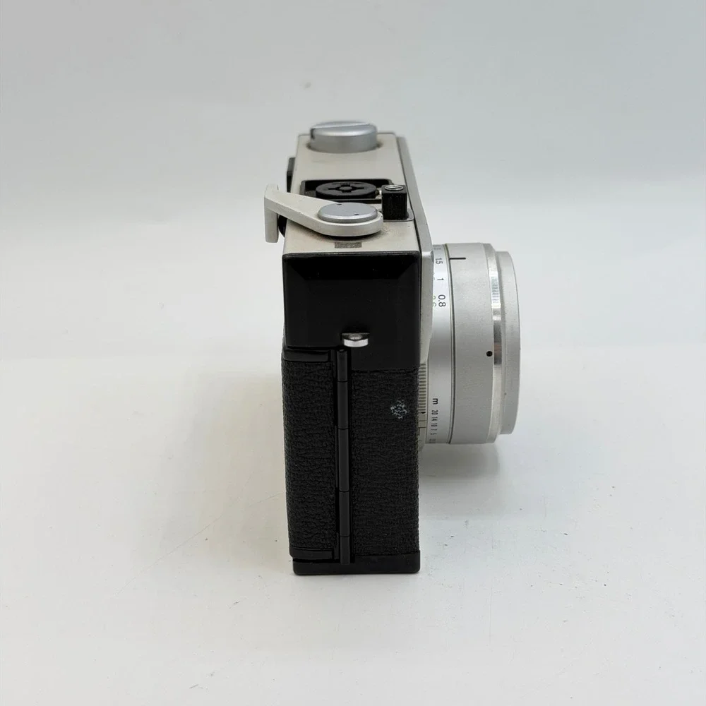 Canon Canonet 28 Rangefinder 35mm Film Camera 40mm f2.8 Lens Silver Black Japan